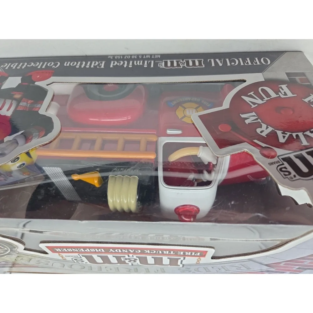 Vtg M&M's Reds Firehouse Fire Truck Candy Dispenser Limited Edition New In Box